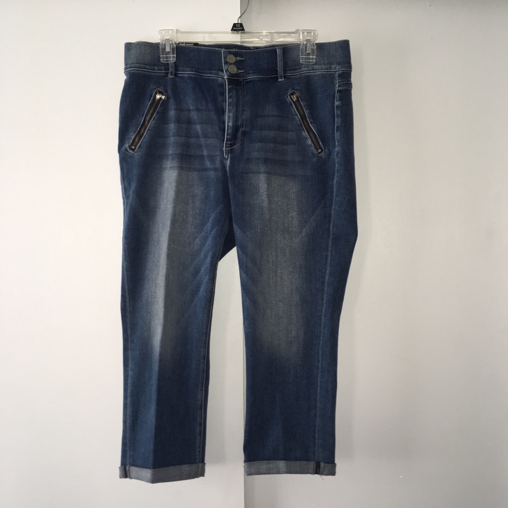 NWT New York and Company High-waist Legging Crop
